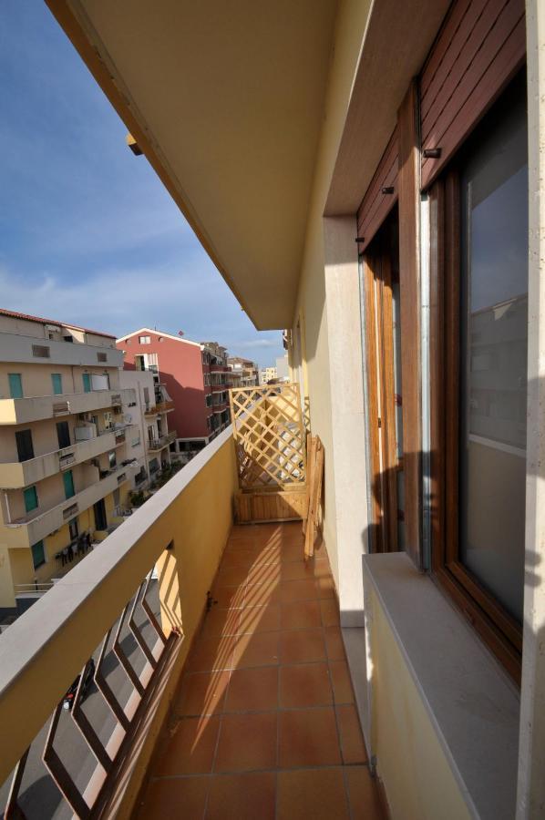 Al 32 Y 3 Bed & Breakfast Алгеро Екстериор снимка